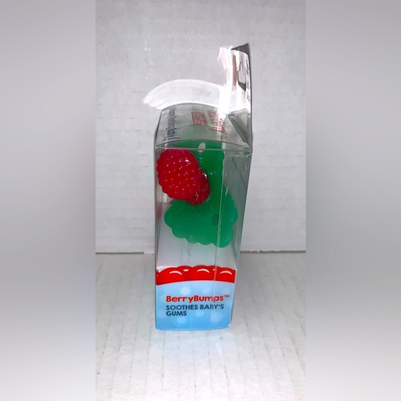 Raz-berry Teether, 3 Monthst, Green/Red, 1 Count - Picture 4 of 5